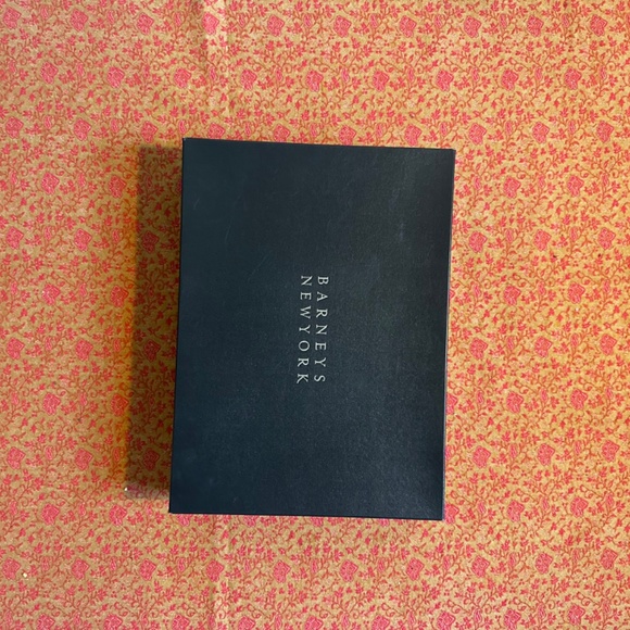 Barneys New York Gift Box - RARE - Picture 10 of 10